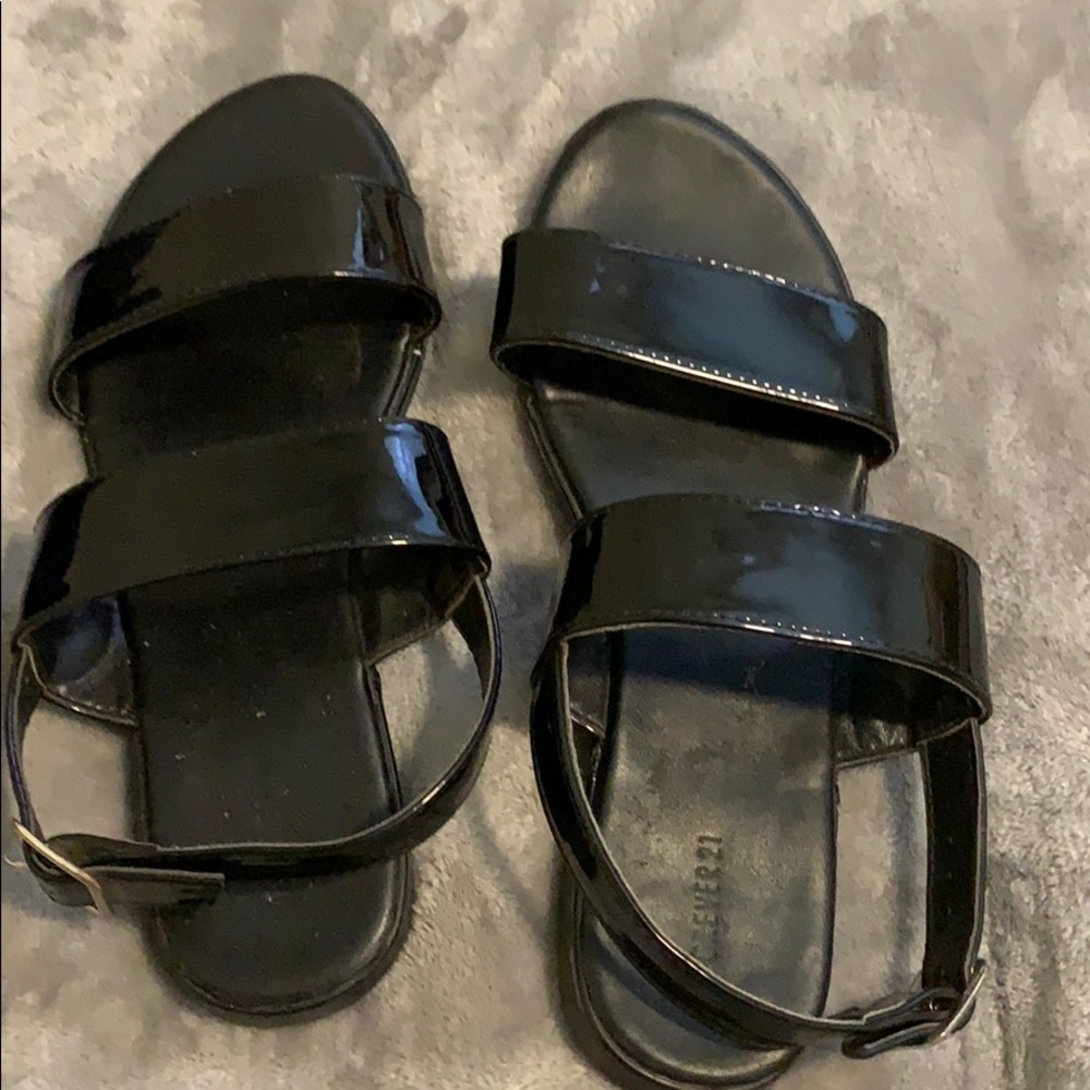 Double strap sandals